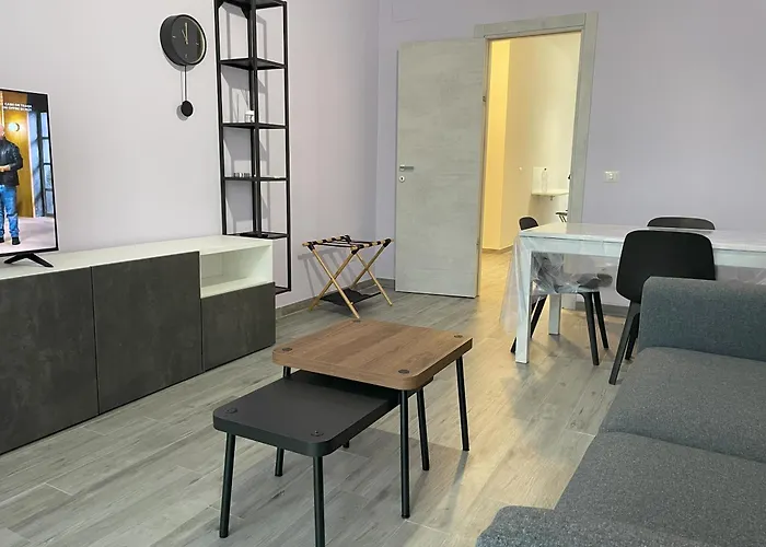 Moderno 85mq Con 2 Bagni E Posto Auto Nel Cortile Interno *