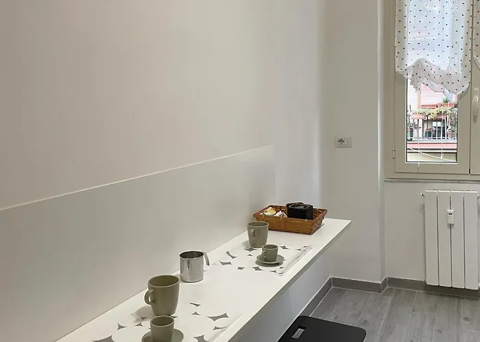 Moderno 85mq Con 2 Bagni E Posto Auto Nel Cortile Interno Apartment *