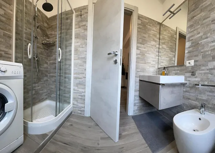 Moderno 85mq Con 2 Bagni E Posto Auto Nel Cortile Interno *