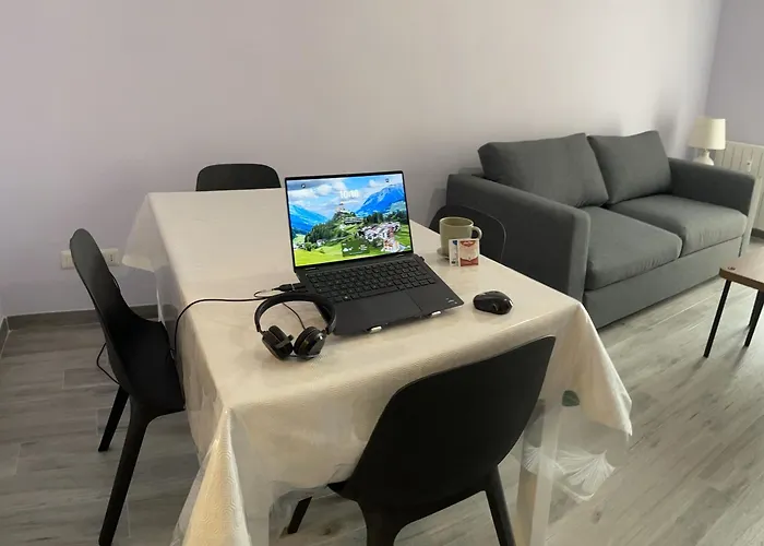 Apartment Moderno 85mq Con 2 Bagni E Posto Auto Nel Cortile Interno